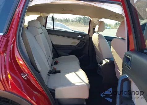 2018 Volkswagen Tiguan 2.0T Se/2.0T Sel from USA, damaged, VIN 3VV2B7AX1JM200196